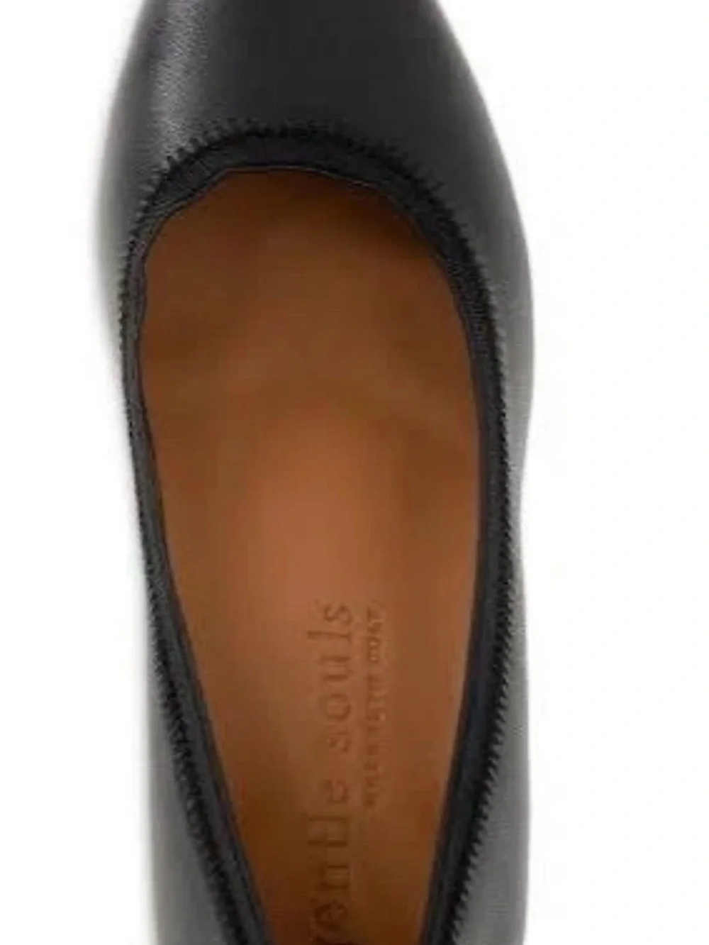 Gentle Souls by Kenneth Cole Women's Dionne Pointed Toe Slip on Pumps